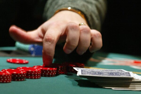 Everything you should know about the Poker game